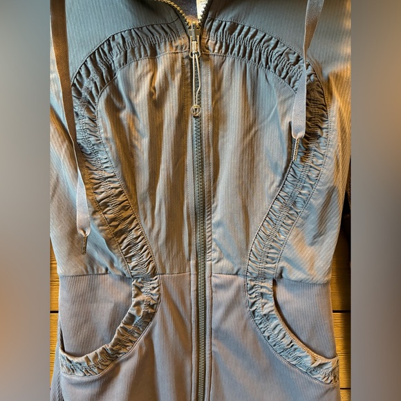 Lululemon Dance Studio Jacket - Picture 2 of 8